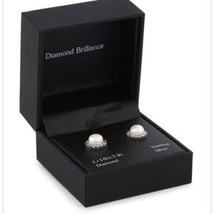 Sterling Silver 1/10 Carat Diamond & PearlEarrings